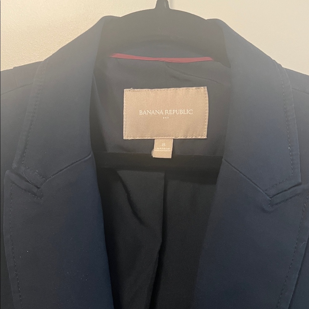 Banana Republic Midnight dark Blue Blazer, 97%Cotton, 3% spandex. - Picture 4 of 6